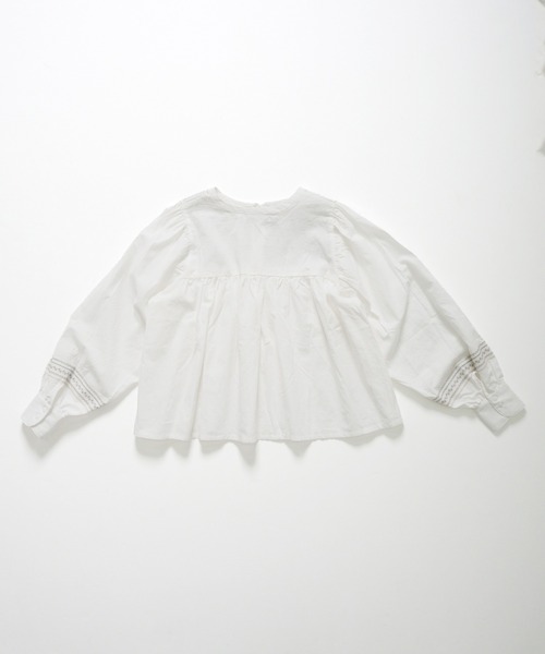 Crisp（クリスプ）の「クロスフラワーパフブラウス（シャツ/ブラウス・レディース・ホワイト/グリーン・FREE）」の17枚目の写真