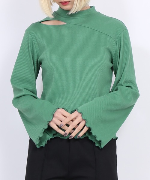 PUNYUS(プニュズ)の「カットアウトリブ長袖トップス(Tシャツ/カットソー・レディース・ブラック/オフホワイト/グリーン・1/2/4/3)」の3枚目の写真