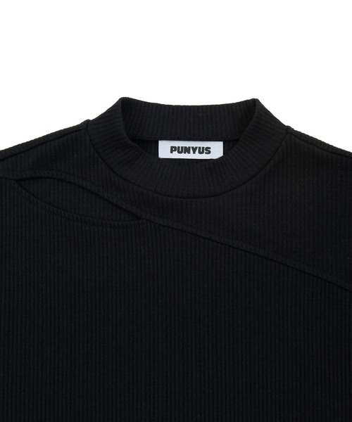 PUNYUS(プニュズ)の「カットアウトリブ長袖トップス(Tシャツ/カットソー・レディース・ブラック/オフホワイト/グリーン・1/2/4/3)」の10枚目の写真