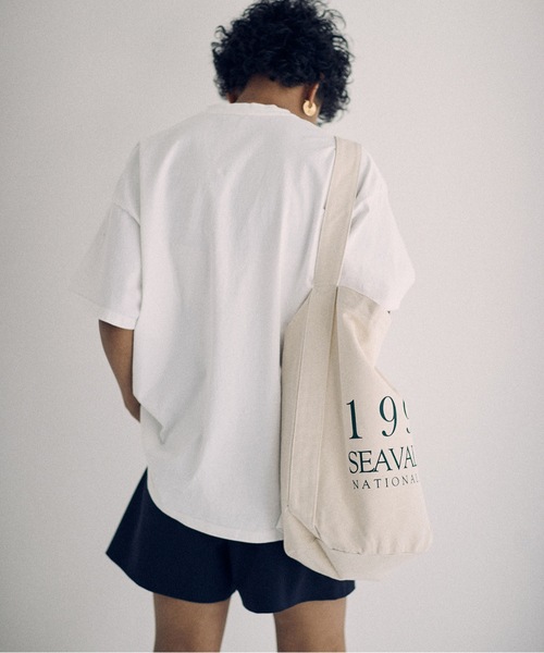 SEA(シー)の「SEAVALLEY NATIONAL PARK オックス ワンショルダー ドラムバッグ(ショルダーバッグ・レディース・ネイビー/アイボリー・ONE SIZE)」の2枚目の写真