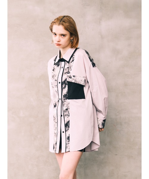 ENVYM（アンビー）の「パターンスウィッチングＳＨ（シャツ/ブラウス・レディース・ブラック/ベージュ・FREE）」の2枚目の写真