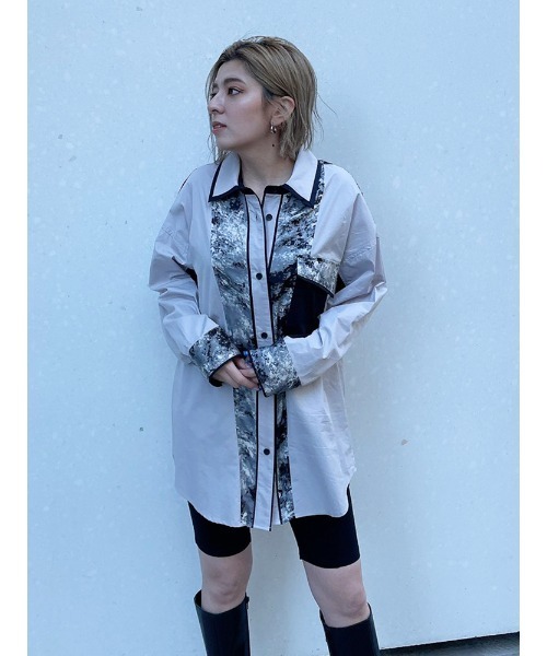 ENVYM（アンビー）の「パターンスウィッチングＳＨ（シャツ/ブラウス・レディース・ブラック/ベージュ・FREE）」の6枚目の写真