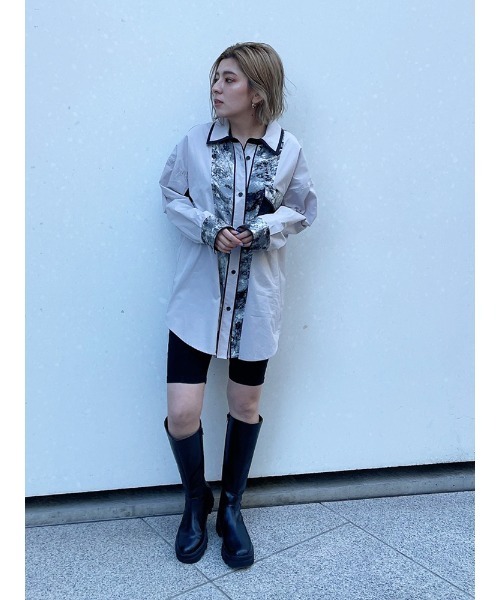 ENVYM（アンビー）の「パターンスウィッチングＳＨ（シャツ/ブラウス・レディース・ブラック/ベージュ・FREE）」の8枚目の写真