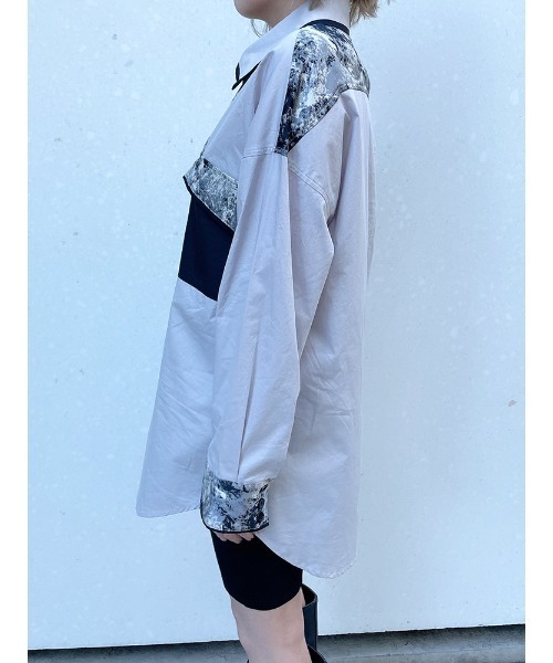 ENVYM（アンビー）の「パターンスウィッチングＳＨ（シャツ/ブラウス・レディース・ブラック/ベージュ・FREE）」の17枚目の写真