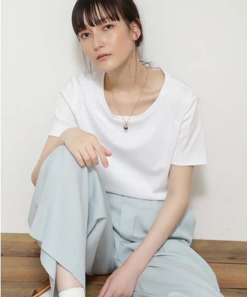 human woman（ヒューマンウーマン）の「オーガニックコットンスムース半袖Ｔシャツ（Tシャツ/カットソー・レディース・グレー/ホワイト・LARGE/MEDIUM）」の2枚目の写真