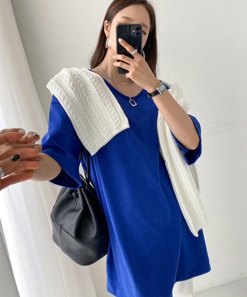 me+em select(ミームセレクト)の「Vネックビッグシルエットプルオーバー(Tシャツ/カットソー・レディース・ブラック/ベージュ/ブルー/アイボリー・FREE)」の8枚目の写真