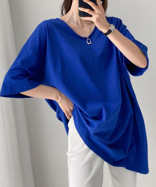 me+em select(ミームセレクト)の「Vネックビッグシルエットプルオーバー(Tシャツ/カットソー・レディース・ブラック/ベージュ/ブルー/アイボリー・FREE)」の10枚目の写真