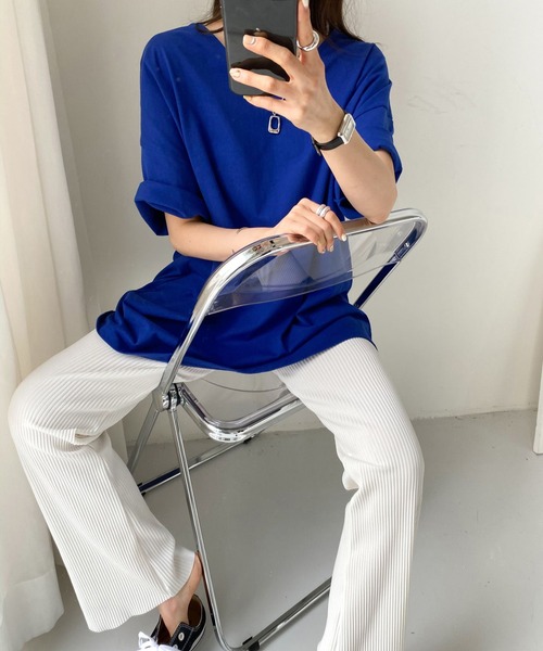 me+em select(ミームセレクト)の「Vネックビッグシルエットプルオーバー(Tシャツ/カットソー・レディース・ブラック/ベージュ/ブルー/アイボリー・FREE)」の17枚目の写真
