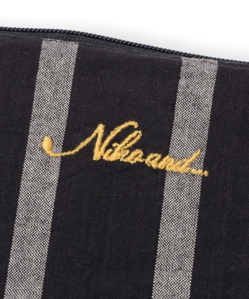 niko and...(ニコアンド)の「オリジナル先染め刺繍ポーチ(ポーチ・レディース・グレー/セージグリーン/ナチュラル/チャコール・0)」の7枚目の写真