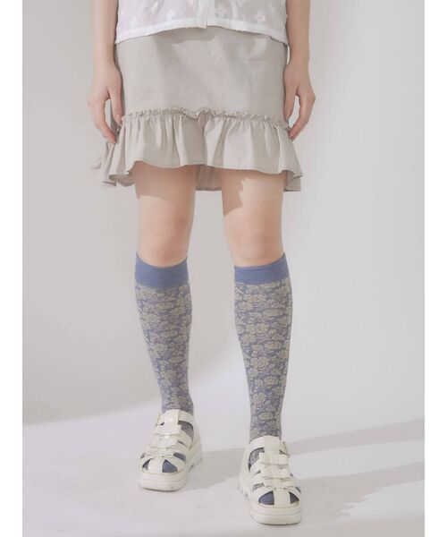 merry jenny(メリージェニー)の「フリルチノミニスカート(スカート・レディース・ブラック/ベージュ/ブルー・FREE)」の4枚目の写真