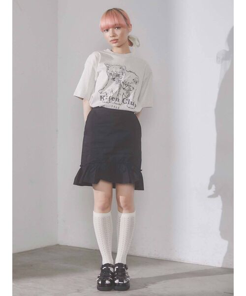 merry jenny(メリージェニー)の「フリルチノミニスカート(スカート・レディース・ブラック/ベージュ/ブルー・FREE)」の19枚目の写真