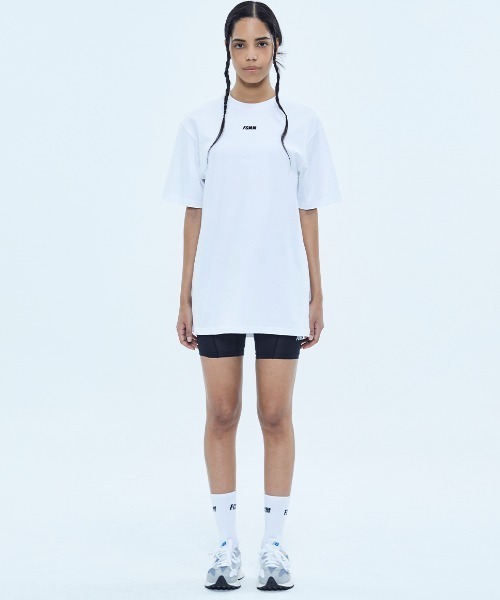 FCMM(エフシーエムエム)の「WOMENS COZY LONG T-SHIRT/ウーマンクージーロングTシャツ(シャツ/ブラウス・レディース・ホワイト/ブラック・SMALL/MEDIUM)」の14枚目の写真