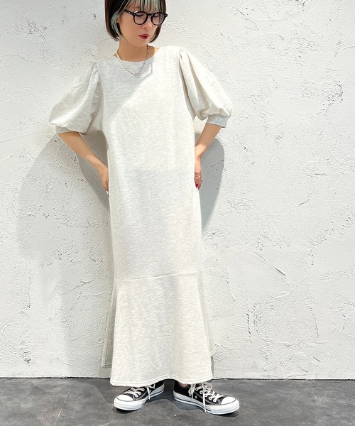 apres jour mignon(アプレジュールミニョン)の「スウェットマーメイドワンピース【ZOZOTOWN限定アイテム】(ワンピース・レディース・ブラック/ナチュラル/ライトイエロー・MEDIUM/LARGE/SMALL)」の13枚目の写真