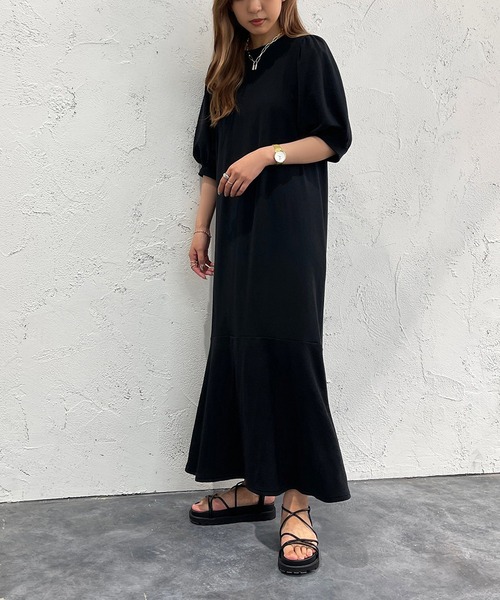 apres jour mignon(アプレジュールミニョン)の「スウェットマーメイドワンピース【ZOZOTOWN限定アイテム】(ワンピース・レディース・ブラック/ナチュラル/ライトイエロー・MEDIUM/LARGE/SMALL)」の7枚目の写真