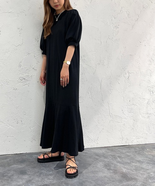 apres jour mignon(アプレジュールミニョン)の「スウェットマーメイドワンピース【ZOZOTOWN限定アイテム】(ワンピース・レディース・ブラック/ナチュラル/ライトイエロー・MEDIUM/LARGE/SMALL)」の6枚目の写真