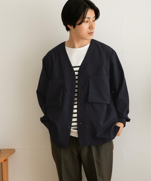 ITEMS URBANRESEARCH（アイテムズ アーバンリサーチ）の「エステルパナマ Vネックシャツカーディガン（カーディガン/ボレロ・メンズ・ネイビー/グレー系その他/チャコールグレー・LARGE/MEDIUM）」の17枚目の写真