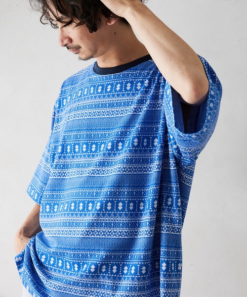 JOURNAL STANDARD relume（ジャーナルスタンダード　レリューム）の「ジャガード織り 半袖Tシャツ（Tシャツ/カットソー・メンズ・ブラック/ネイビー/グリーン/ブルー系その他・MEDIUM/LARGE）」の5枚目の写真