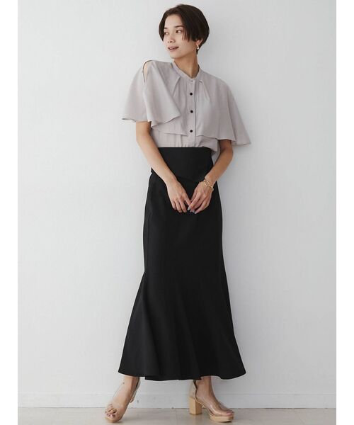 LAGUNAMOON(ラグナムーン)の「バイカラーボタンブラウス(シャツ/ブラウス・レディース・ホワイト/ライトグレー/ブラウン・FREE)」の4枚目の写真