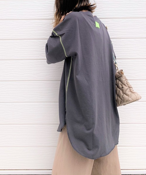 Q（キュー）の「Relax5分袖ワッペンT（Tシャツ/カットソー・レディース・チャコールグレー/アイボリー/ラベンダー・MEDIUM）」の13枚目の写真