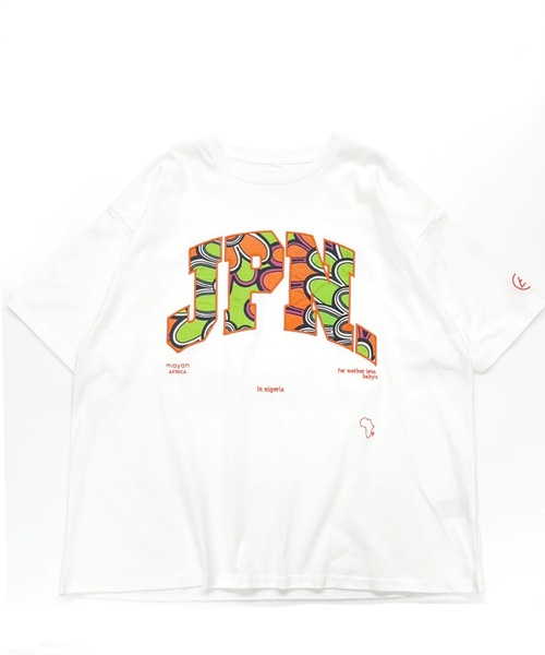 moyan ecri(モヤン エクリ)の「<moyan ecri>JPN パッチ刺繍ワンポイント オーバーサイズTシャツ【アフリカンファブリック】(Tシャツ/カットソー・レディース・ブラック×ピンク/ブラック×イエロー/ホワイト×レッド/ホワイト×ネイビー/ブラック×ブルー/ホワイト×エメラルドグリーン・FREE)」の7枚目の写真