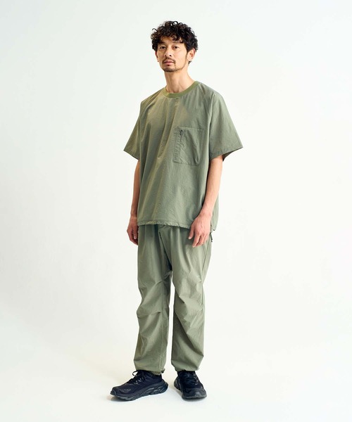 NANGA(ナンガ)の「DotAir COMFY TEE/ドットエア コンフィー ティー(Tシャツ/カットソー・メンズ・ブラック/オリーブ/グレー/サンドベージュ/ベージュ/マスタード/ブラウン・M/L/XL/S)」の12枚目の写真