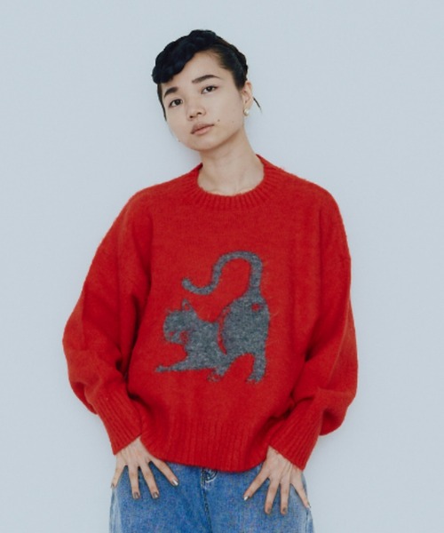 manana suerte（マニャーナスエルテ）の「CATモチーフボリュームスリーブニット（ニット/セーター・レディース・ブラック/レッド/オフホワイト・FREE）」の16枚目の写真