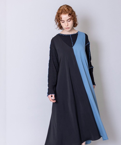 美品　OSMOSIS オズモーシス　サイドフレアーワンピース OSMOSIS（オズモーシス）の「バイカラーフレアーワンピース