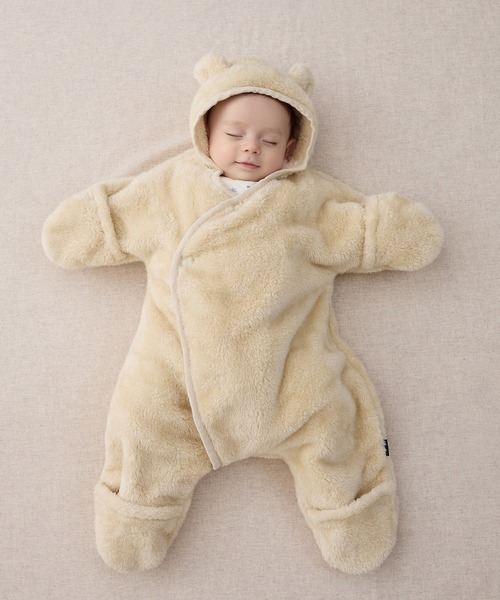 combimini（コンビミニ）の「ふわふわボアくま耳おくるみ（手足カバー付き）（おくるみ・キッズ・ブラウン/アイボリー/ライトベージュ/スモークピンク・50-70）」の4枚目の写真