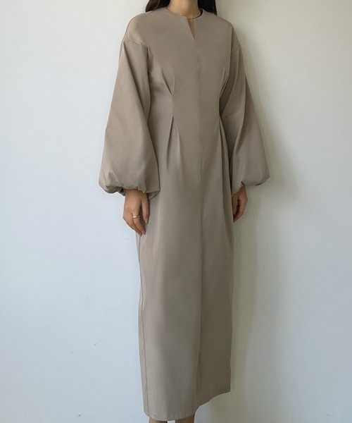 Louere（ルエレ）の「ウエストタックボリュームスリーブワンピース（ワンピース・レディース・ブラウン/アイボリー/ブラック/ダークブラウン/ダークベージュ・SMALL/MEDIUM/LARGE/X-LARGE）」の22枚目の写真