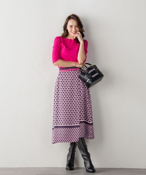 Viaggio Blu（ビアッジョブルー）の「ジオメトリックプリントラップ風  