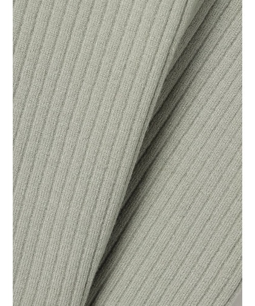 Perfect Suit FActory（パーフェクトスーツファクトリー）の「パールボタンつきリブニット（ニット/セーター・レディース・グリーン/ベージュ/ブルー・L/M/S）」の9枚目の写真