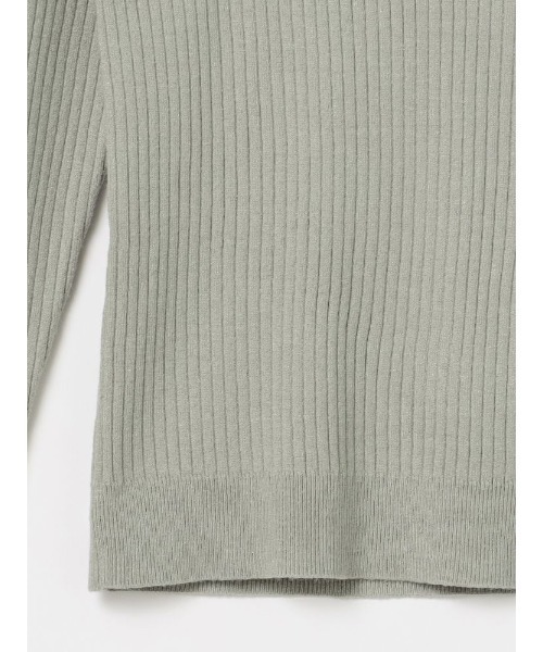 Perfect Suit FActory（パーフェクトスーツファクトリー）の「パールボタンつきリブニット（ニット/セーター・レディース・グリーン/ベージュ/ブルー・L/M/S）」の13枚目の写真