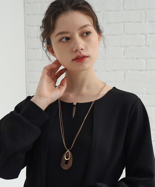 SHOO・LA・RUE(シューラルー)の「◆マッドパーツネックレス(ネックレス・レディース・ダークブラウン/ベージュ/グレー・00)」の7枚目の写真