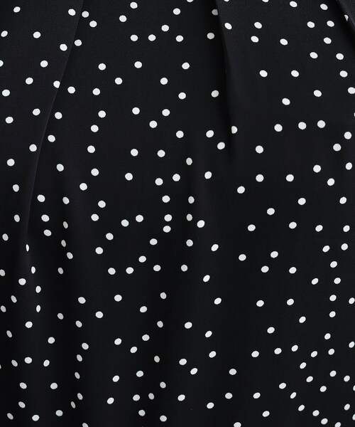 SHOO・LA・RUE(シューラルー)の「◆さりげないフリルが女性らしい!【S-3L】プチハイネック ブラウス(シャツ/ブラウス・レディース・ベージュ系その他6/ホワイト系5/ブラック系2・01/02/03/04/05)」の18枚目の写真