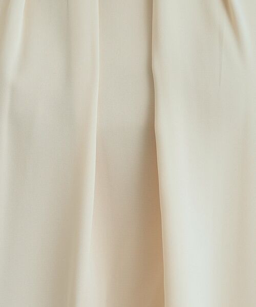 SHOO・LA・RUE(シューラルー)の「◆さりげないフリルが女性らしい!【S-3L】プチハイネック ブラウス(シャツ/ブラウス・レディース・ベージュ系その他6/ホワイト系5/ブラック系2・01/02/03/04/05)」の22枚目の写真