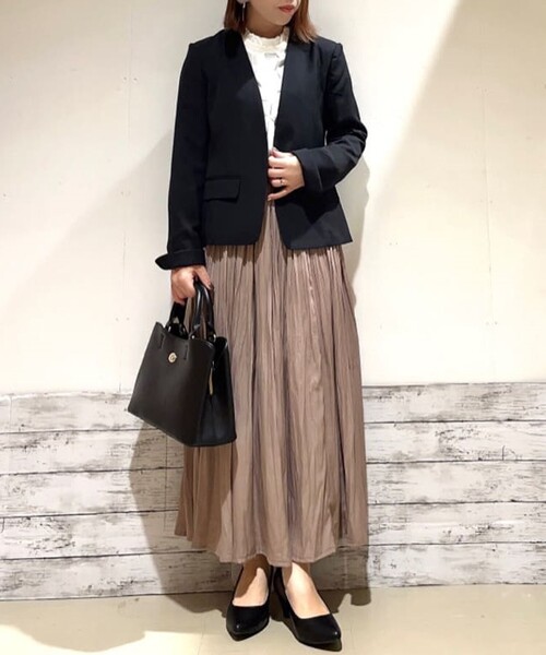 SHOO・LA・RUE(シューラルー)の「◆さりげないフリルが女性らしい!【S-3L】プチハイネック ブラウス(シャツ/ブラウス・レディース・ベージュ系その他6/ホワイト系5/ブラック系2・01/02/03/04/05)」の12枚目の写真