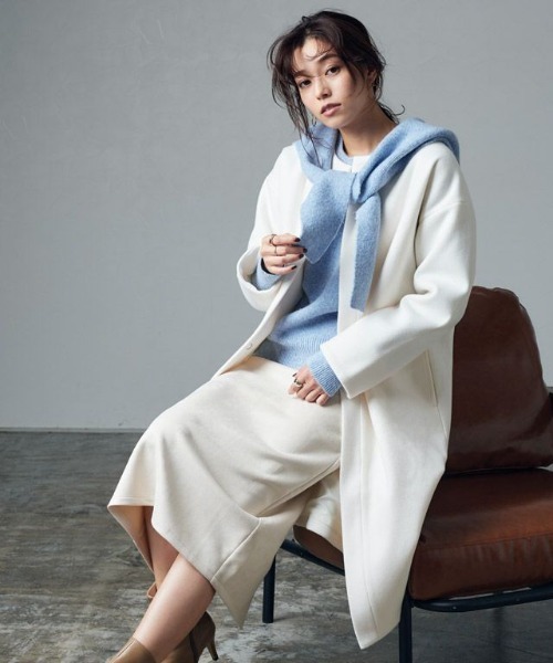 Pierrot（ピエロ）の「メルトンノーカラーコート（ノーカラーコート・レディース・パープル/ブルー/アイボリー/ライトグレー/ネイビー/杢グレー/インディゴブルー/オフホワイト/モカ/ブラック・M/L/S）」の11枚目の写真