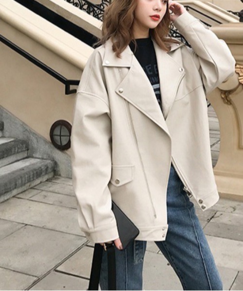 Dream garden(ドリームガーデン)の「0's 合成革ライダースジャケット(ライダースジャケット・レディース・ブラック/アイボリー・MEDIUM/LARGE)」の7枚目の写真