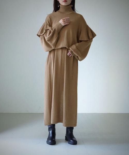 cheriella（シェリエラ）の「【cheriella】【WEB限定】ベルト付きマルチ丈肩フリルニットワンピース/着丈調整自由（ワンピース・レディース・モカ/ブラック/カーキ・M）」の19枚目の写真