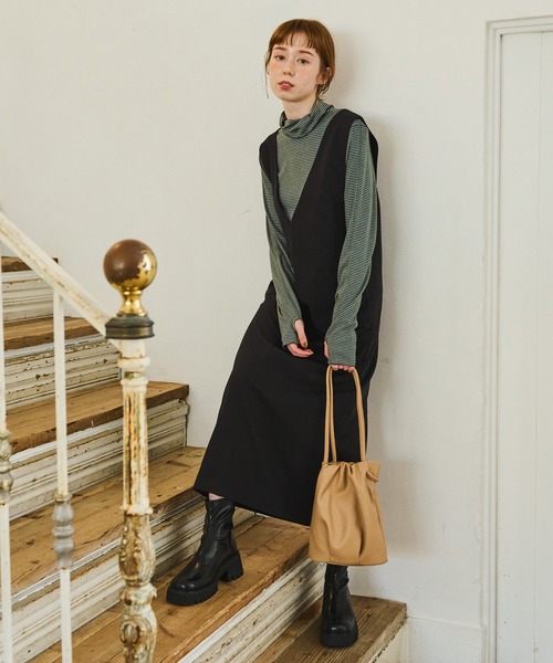 Crisp（クリスプ）の「バックストラップジャンパースカート（ジャンパースカート・レディース・ブラック/ネイビー/ピンク・FREE）」の17枚目の写真