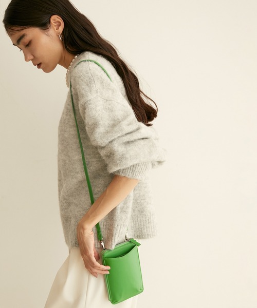 SALON adam et rope'（サロン アダム エ ロペ）の「スマホポシェット/ミニショルダーバッグ（ショルダーバッグ・レディース・ブラック/ベージュ/ライトグリーン・FREE）」の12枚目の写真