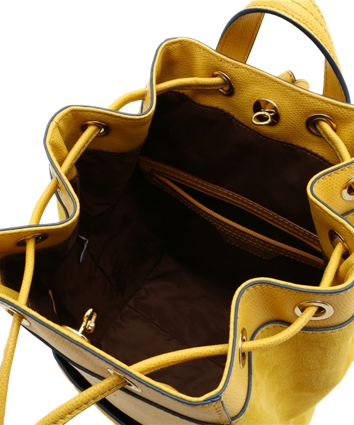 russet（ラシット）の「巾着型フリンジリュックサック【leather