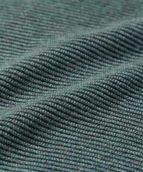 MEN'S MELROSE（メンズメルローズ）の「イージーケアリップルクルーネックニット（ニット/セーター・メンズ・グレイッシュベージュ/ライトベージュ/パープル/グリーン/ネイビー・4/3）」の16枚目の写真