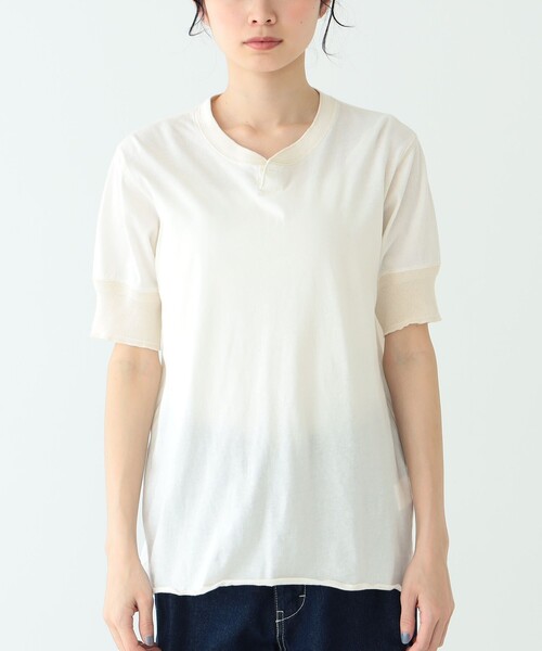 BEAMS BOY(ビームスボーイ)の「BEAMS BOY / バックディテール 1B ヘンリーネック Tシャツ(Tシャツ/カットソー・レディース・チャコールグレー/クリーム/ナチュラル/レッド系その他2/ミント/ブルー系その他・ONE SIZE)」の11枚目の写真