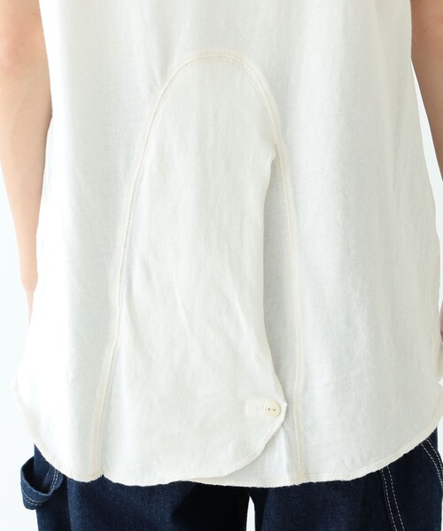 BEAMS BOY(ビームスボーイ)の「BEAMS BOY / バックディテール 1B ヘンリーネック Tシャツ(Tシャツ/カットソー・レディース・チャコールグレー/クリーム/ナチュラル/レッド系その他2/ミント/ブルー系その他・ONE SIZE)」の17枚目の写真