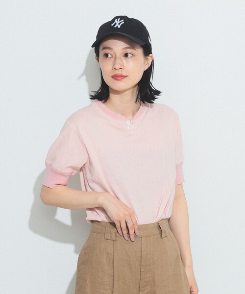 BEAMS BOY(ビームスボーイ)の「BEAMS BOY / バックディテール 1B ヘンリーネック Tシャツ(Tシャツ/カットソー・レディース・チャコールグレー/クリーム/ナチュラル/レッド系その他2/ミント/ブルー系その他・ONE SIZE)」の18枚目の写真
