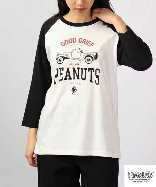PEANUTS(ピーナッツ)の「PEANUTS スヌーピー ラグラン7分袖 Tシャツ(Tシャツ/カットソー・レディース・ホワイト系その他2/ブラック/ブラック系その他/ホワイト系その他/オフホワイト/ベージュ系その他2/ベージュ系その他/ネイビー/杢グレー/オートミール/ラベンダー/カーキ・L/M/LL)」の4枚目の写真