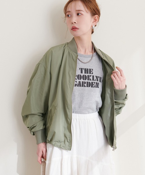 natural couture（ナチュラルクチュール）の「ショートMA-1（ブルゾン・レディース・ブラック/カーキ/アイボリー・FREE）」の3枚目の写真