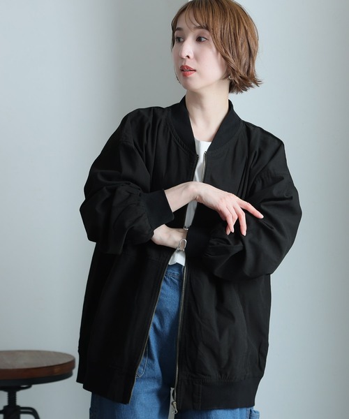 ElegChic(エレグシック)の「パフスリーブ ロング丈MA-1(MA-1・レディース・ブラック/ベージュ/ライトカーキ・M/XL/4L)」の6枚目の写真
