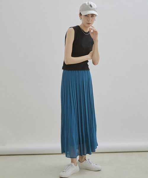 SALON adam et rope'(サロン アダム エ ロペ)の「【WEB限定】【手洗い可能】シフォンシアープリーツスカート(スカート・レディース・ライトグレー/カーキ/ブルー系その他3・FREE)」の8枚目の写真